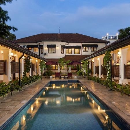 Hotel The Grand Walawwa à Pinnawala  Extérieur photo
